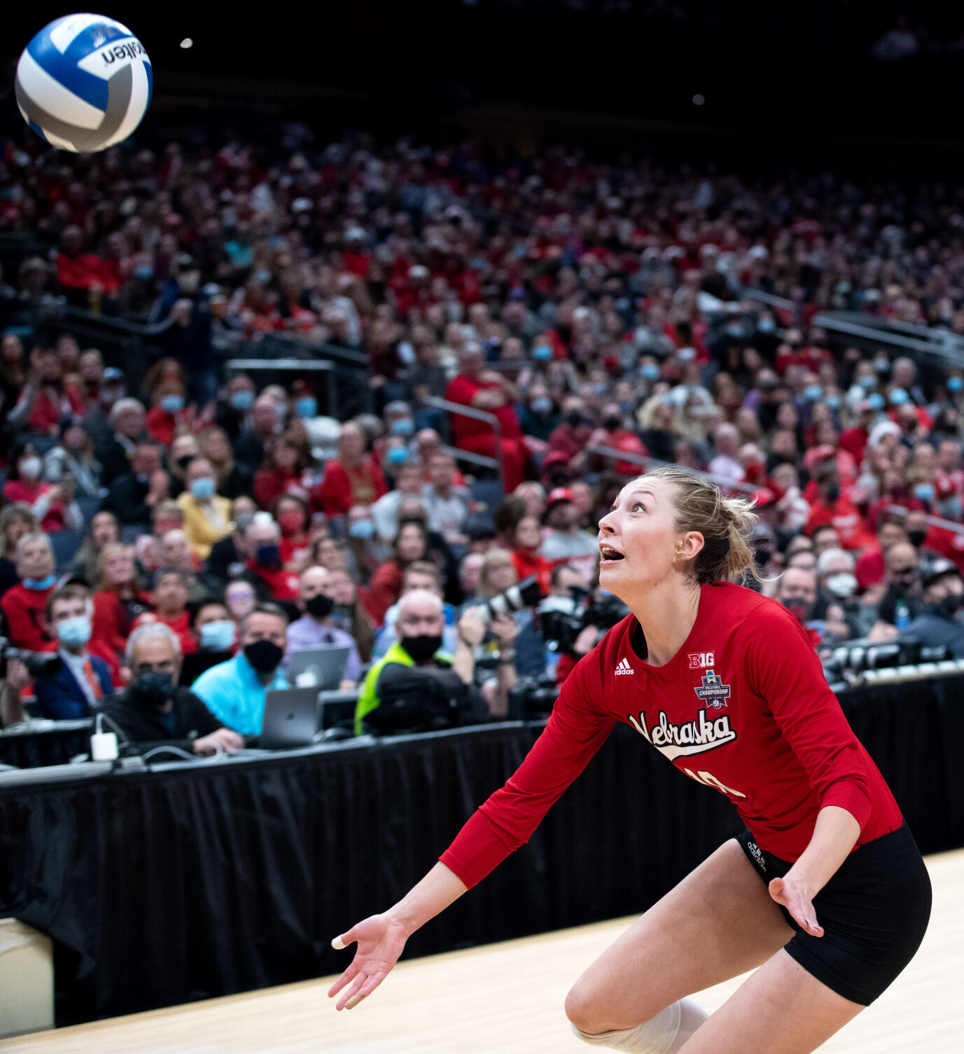121921-owh-spo-nuvolley69.jpg
